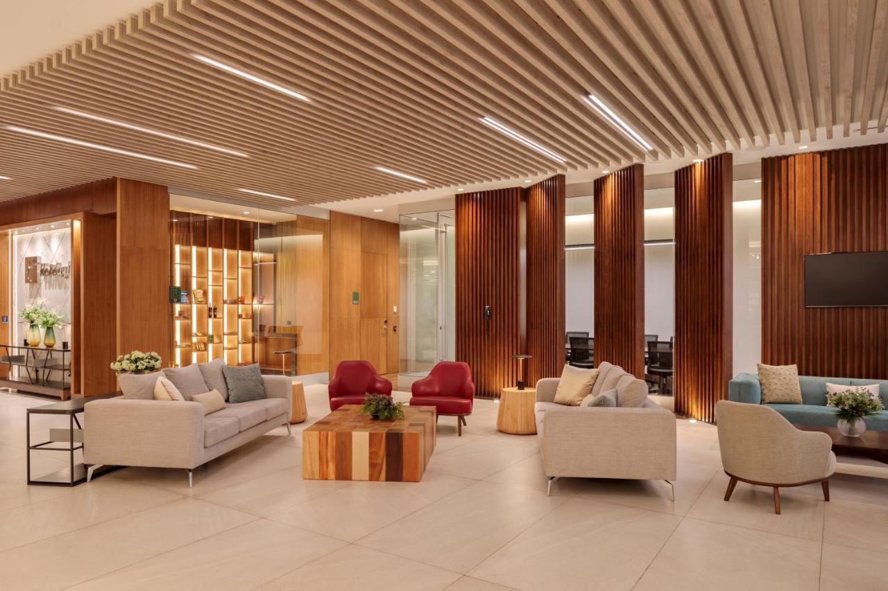 Holiday Inn - Quito Airport By Ihg Tababela Kültér fotó The lobby of the hotel