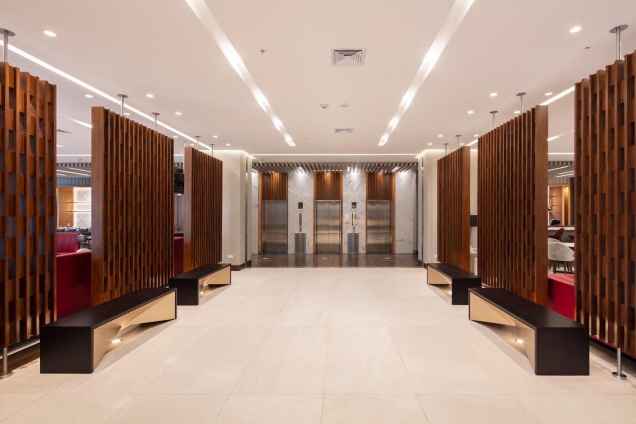 Holiday Inn - Quito Airport By Ihg Tababela Kültér fotó The interior of the new terminal